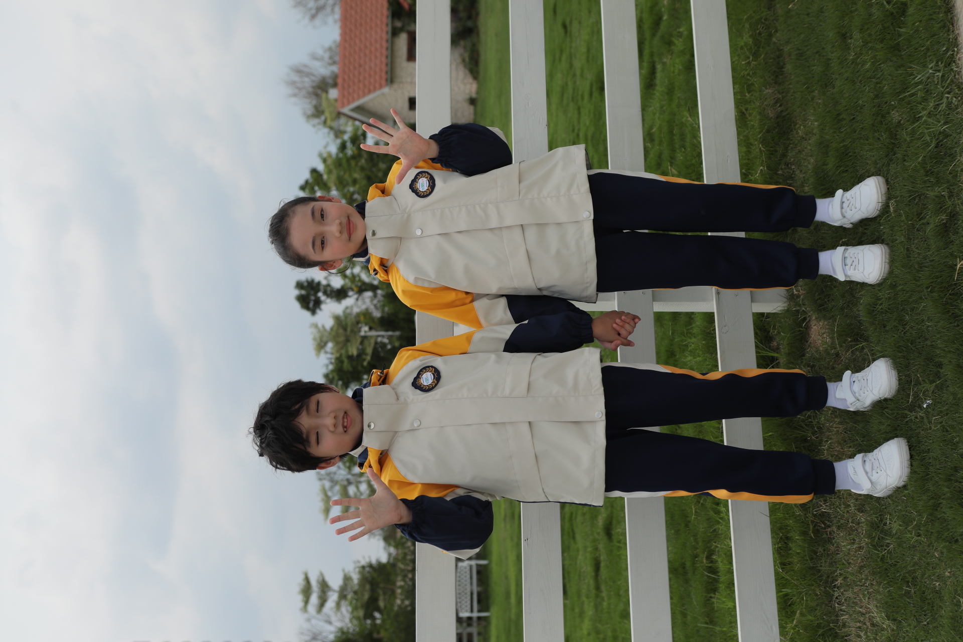 屹奧更了解學生，屹奧校服更適合學生！